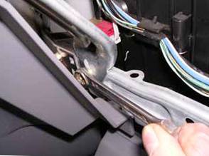 Замена салонного фильтра Honda CR-V