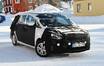 Kia тестирует новый Carens