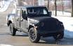 Новый Jeep Scrambler в кузове пикап засекли на испытаниях