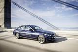 В Детройте представили гибридный Mercedes C350 Plug-in Hybrid