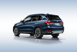 BMW X5 превратили в бронемобиль