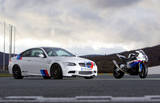 Купе BMW M3 против мотоцикла BMW S 1000 RR