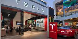 Бюджетный электрокар от компании Tesla появится в 2016 году
