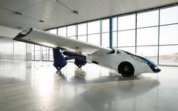 Летающие автомобили AeroMobil: фантастика, которая становится реальностью