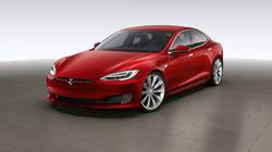 Для Tesla Model S было подготовлено первое масштабное обновление