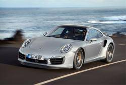 В Москве состоялась премьера самой мощной версии Porsche 911