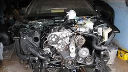 Как заменить двигатель в Audi A100: пошаговая инструкция и рекомендации