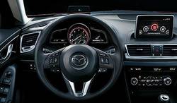Новая «Mazda 3» стала комфортнее и безопаснее