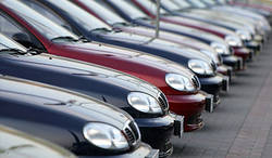 Белорусы стали покупать меньше автомобилей Белорусы стали покупать меньше автомобилей