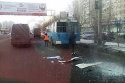 Грузовая «ГАЗель» протаранила троллейбус на севере Волгограда