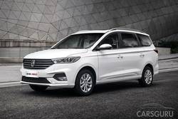 Недорогой шестиместный компактвэн Baojun 360