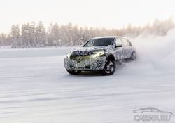 Mercedes-Benz в морозы испытал свой электрокар