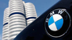 BMW отзывает в США и Канаде 154 тысячи своих автомобилей