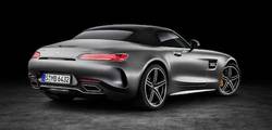 Mercedes-Benz в 2017 году представит в РФ обновленные AMG GT
