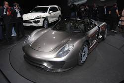 Porsche удалось реализовать гибридные суперкары 918 Spyder